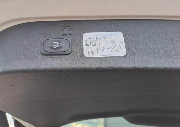 Ford Kuga cena 79900 przebieg: 126247, rok produkcji 2017 z Warszawa małe 379
